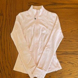 Lululemon define jacket, discontinued color, great condition, no pilling